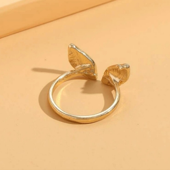 💍Wings Gold Cuff Ring ✨️ - Picture 5 of 8